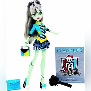 Monster High Frankie Stein Picture Day Doll